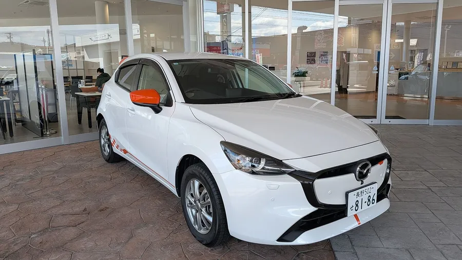Mazda 2