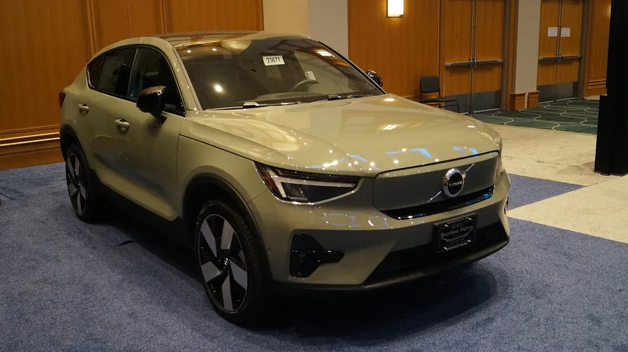 Volvo C40