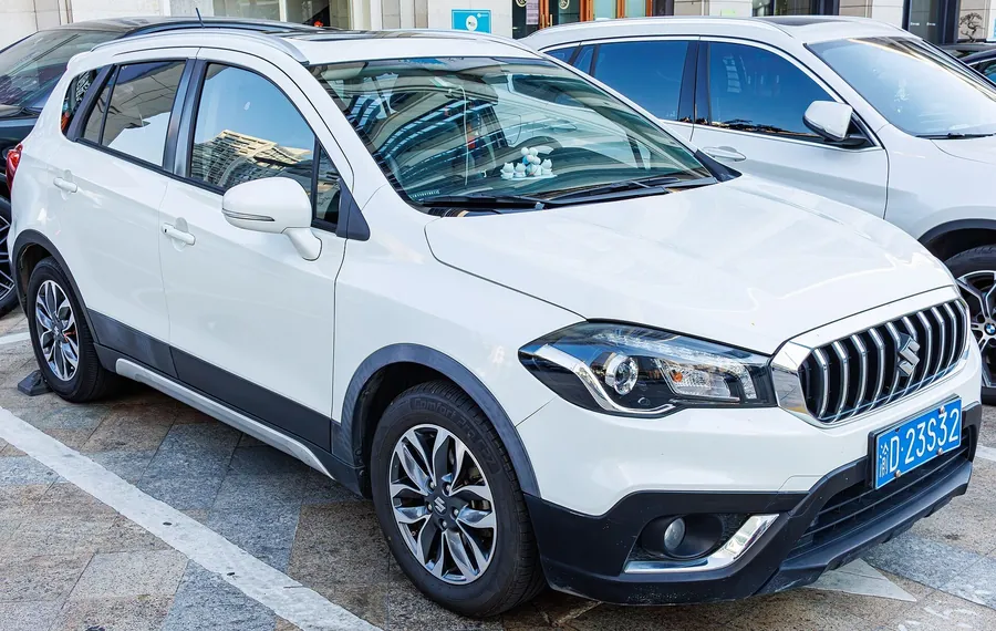 Suzuki S-Cross