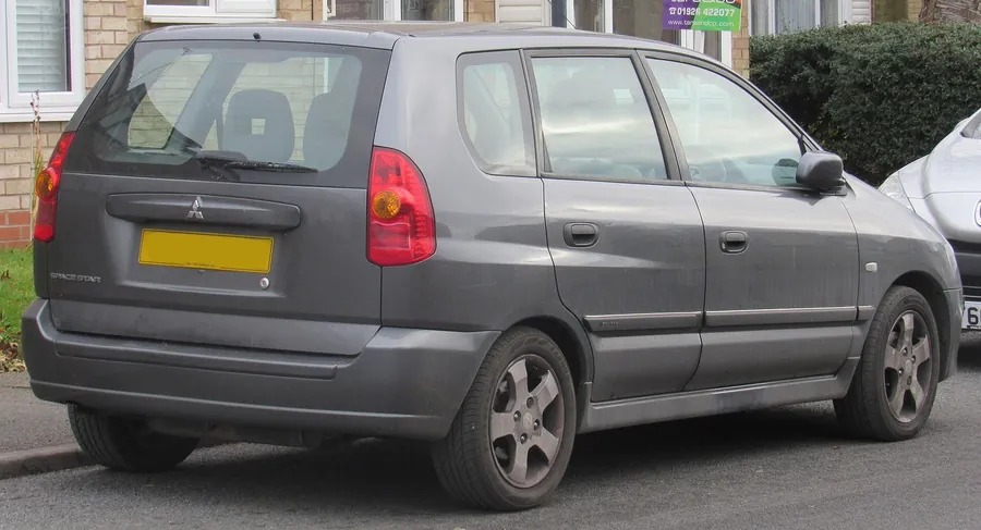 Mitsubishi Space Star, bouwjaren 1999 tot 2005