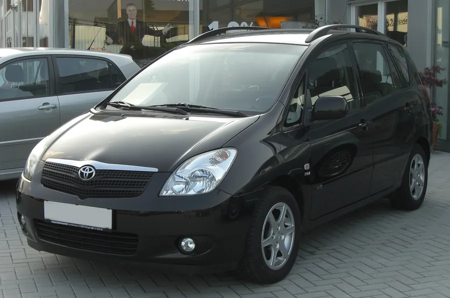 Toyota Verso, bouwjaren 2002 tot 2005